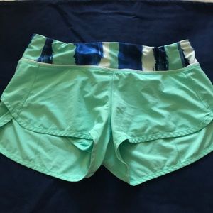 Lulu Lemon Speed Up Short 2.5” Size 2
